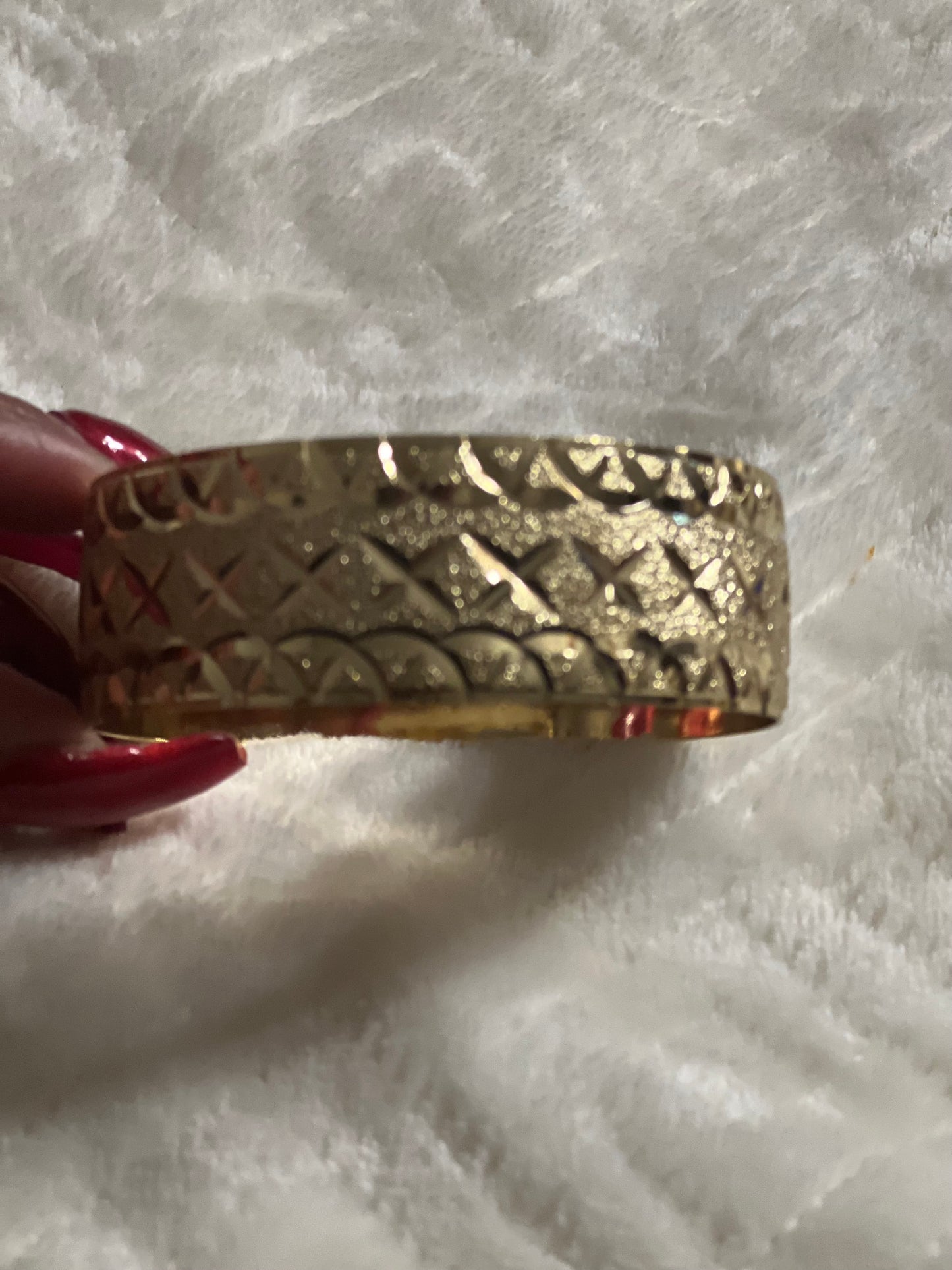 “Glam” Goldfilled Bangle Size 6